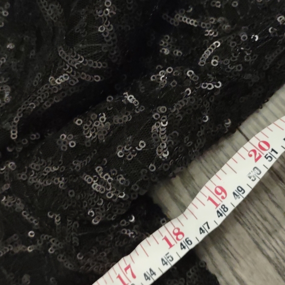 Beautiful sequence dress by Ralph Lauren 🌼☘️ - Picture 7 of 12